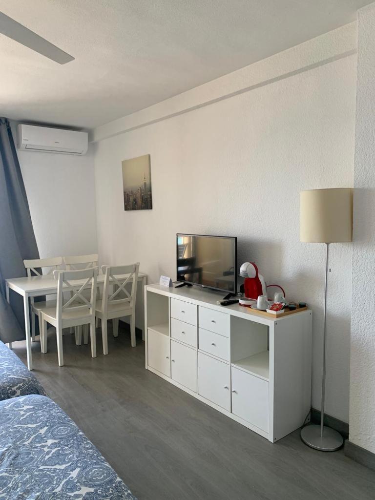 Apartamentos Chinasolymar Альмуньекар Экстерьер фото